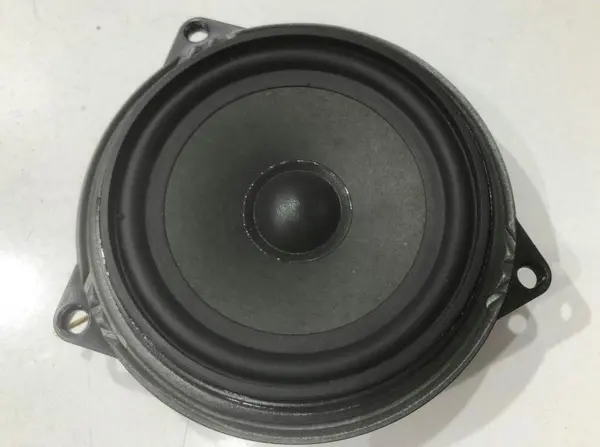 Difuzor audio stanga / dreapta spate 6923976 BMW Seria 1 LCI (2008-2011) (E81,E87)