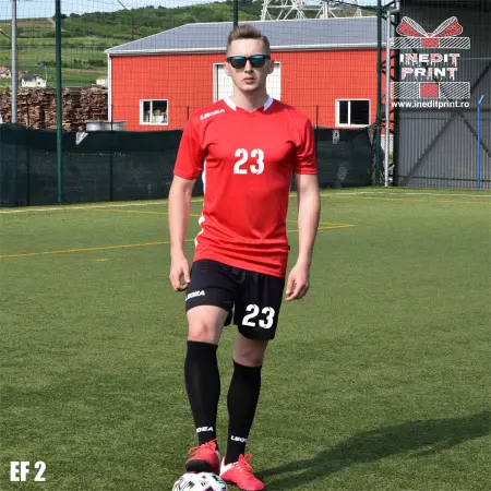 Echipament fotbal copii si adulti EF2 2XS, Tricou roșu, șort negru