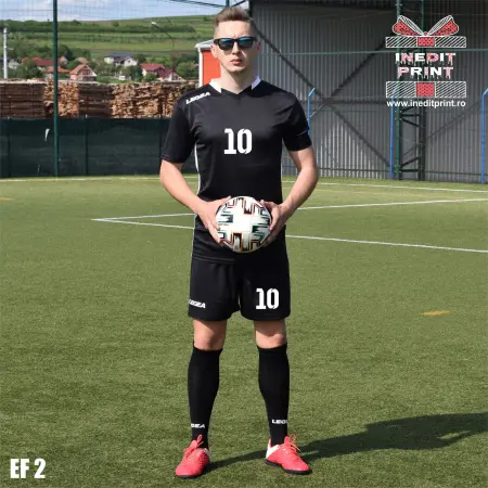 Echipament fotbal copii si adulti EF2 XS, Tricou și șort negru