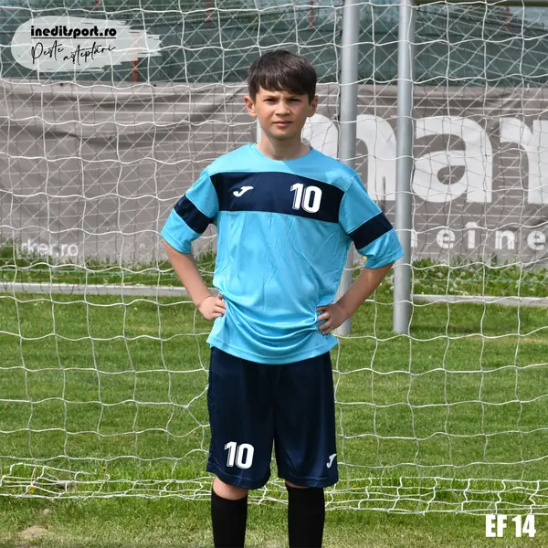 Echipament fotbal copii si adulti JOMA EF14 S, Tricou albastru deschis și șort negru