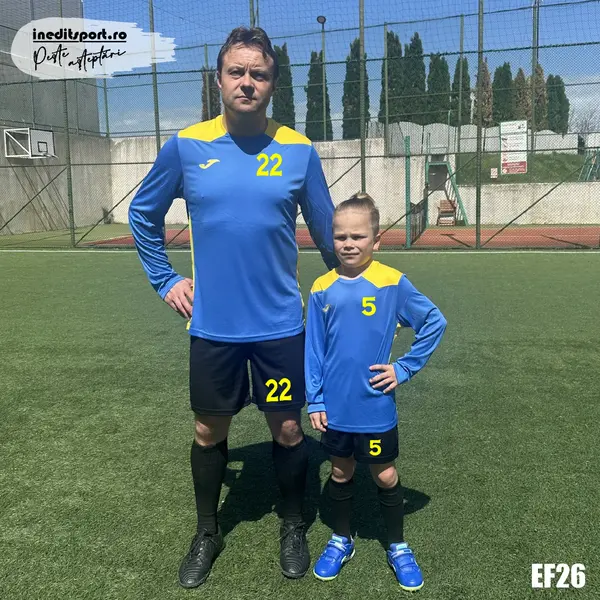Echipament fotbal copii si adulti personalizat EF26 M, Tricou albastru, sort negru