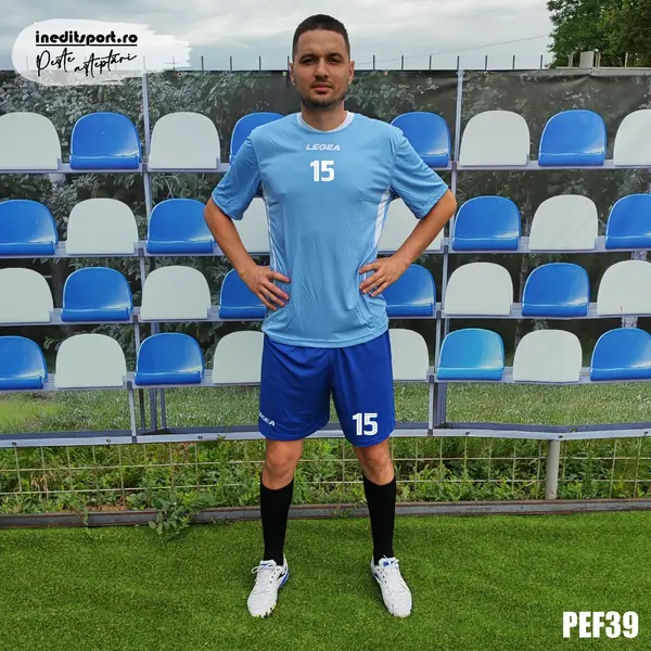 Echipament fotbal copii si adulti personalizat - PEF39 S, Tricou albastru deschis, sort albastru