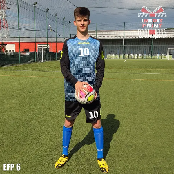 Echipament portar copii si adulti personalizabil EFP6 XL, Tricou albastru, șort negru