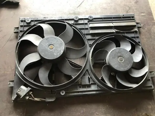 Electroventilator 1k0121207aq Volkswagen Golf 5 (2004-2009) 2.0 tdi
