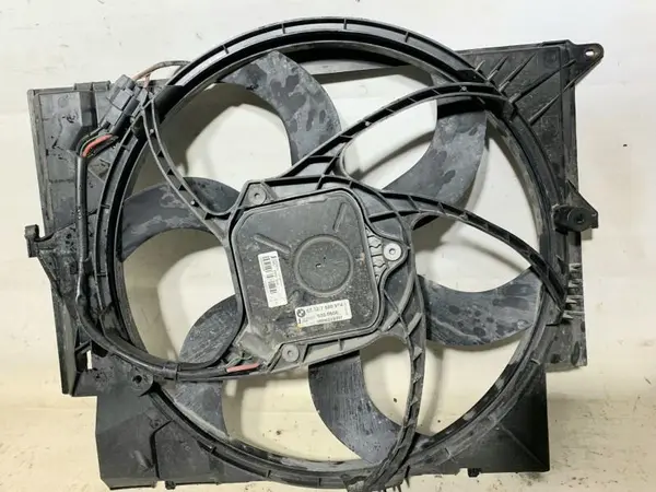 Electroventilator 7588974 BMW Seria 3 LCI (2008-2011)[E90] 2.0d n47d20c; 2.0d N47D20C 184 cp