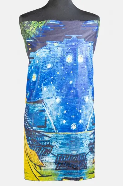 Esarfa vascoza cu model inspirat dupa Cafeneaua de Van Gogh