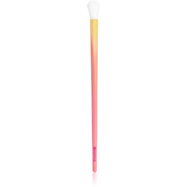 essence BRUSH IT LIKE IT'S ART blending brush perie pentru difuzarea machiajului 01 Blending Is Like Cardio For Artists 1 buc