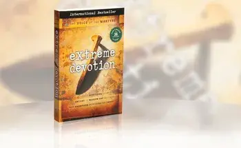 Extreme Devotion: Daily Devotional Stories of Ancient to Modern-Day Believers Who Sacrificed Everything for Christ/***