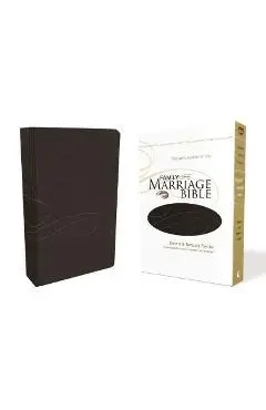 Familylife Marriage Bible-NKJV: Equipping Couples for Life - Thomas Nelson