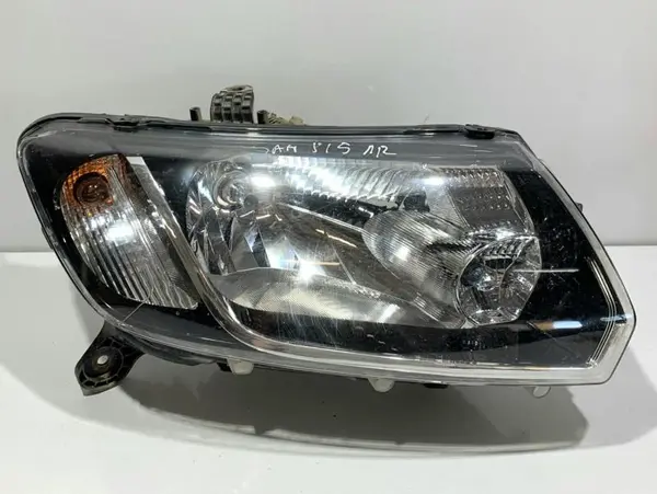 Far dreapta 260105344R Dacia Logan 2 (2012-2017)