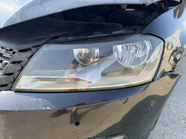 Far stanga 3AB941005 Volkswagen Passat B7 (2010-2014)