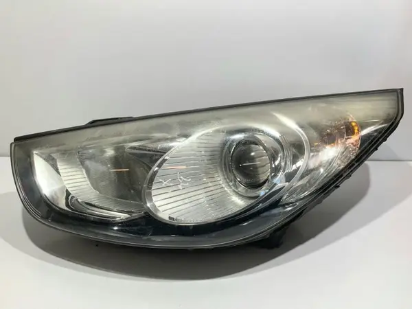 Far stanga 92101-2Y020 Hyundai ix35 (2010-2013)