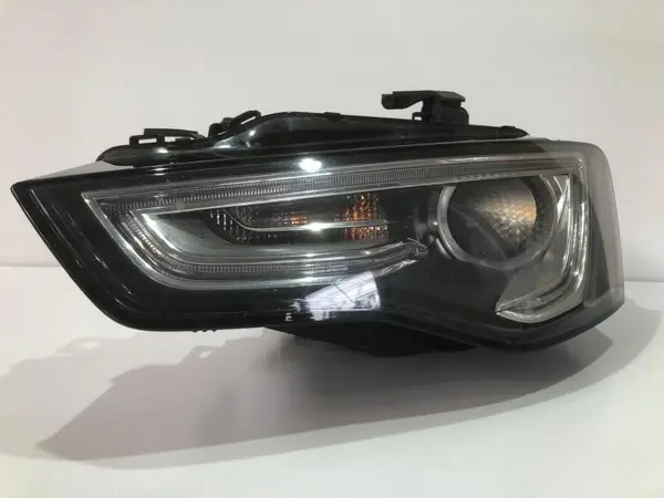 Far stanga bi-xenon adaptiv 8t0941031a Audi A5 facelift (2012-2016) [8T3]