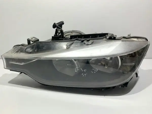 Far stanga BMW Seria 3 (2012-2019) [F31]