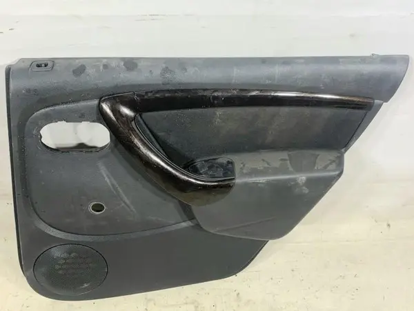 Fata usa interioara dreapta spate Dacia Duster (2010-2013)