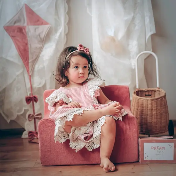 Fotoliu pentru copii Twindeco Roz Antic cu husa din catifea