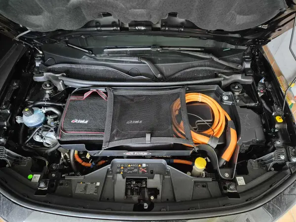 Frunk Max Compatibil Renault 4 e-Tech cu plasa 2025-Prezent - Spatiu De Stocare Suplimentar In Fata