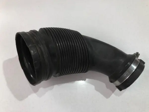 Furtun admisie aer 04l129661 Audi A5 (2017-2024) [F5] 2.0 tdi