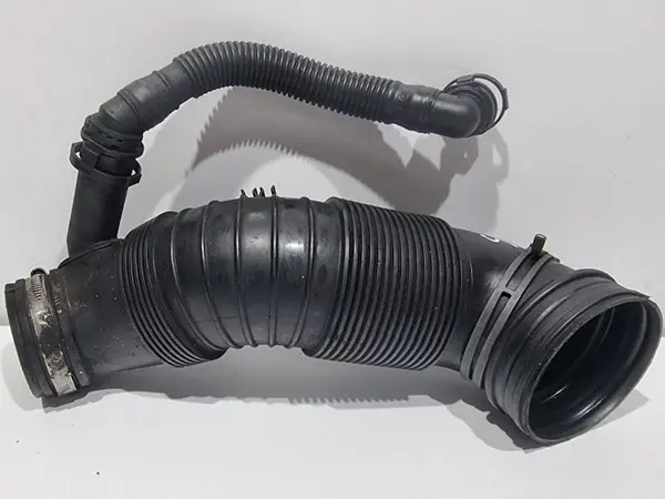 Furtun admisie aer 5N0129654 Audi Q3 (2011-2017) [8U] 2.0 TDI CFFB