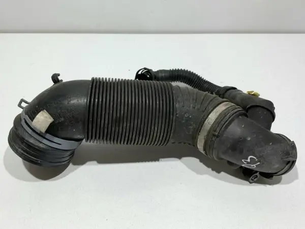 Furtun admisie aer 5N0129656D Volkswagen Tiguan facelift (2011-2015) 2.0 tdi CUVC