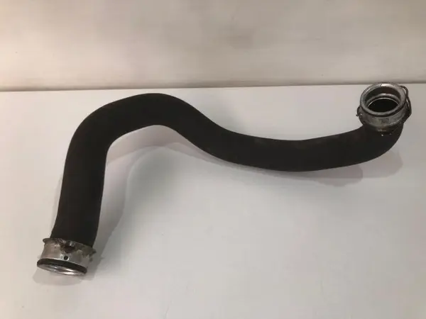 Furtun apa radiator dreapta a2045012982 Mercedes CLS (2011->) [C218] w218 350 cdi 642836