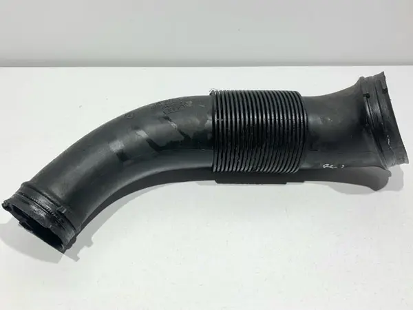 Furtun filtru aer 4H0129606B Audi A8 (2009-2017) [4H] D4