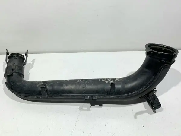 Furtun intercooler 04E145673C Volkswagen Golf 7 (2012-2017) 1.2 tsi; 1.4 psi CYVB; CJZ; CMB
