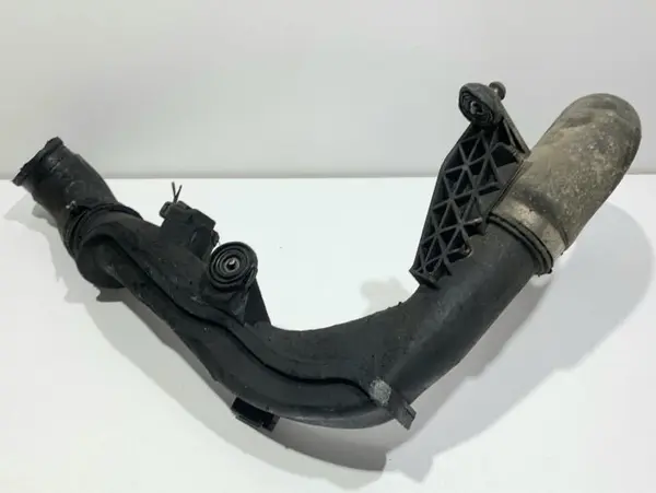 Furtun intercooler cu senzor 5N0145770A Audi A3 facelift (2008-2013) [8P1] 2.0 tdi CBBB
