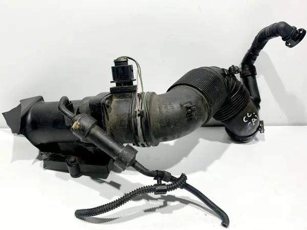 Furtun turbo cu debitmetru 3C0129654P Volkswagen Passat B7 (2010-2014)
