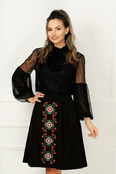 Fusta Effect neagra cu broderie traditionala