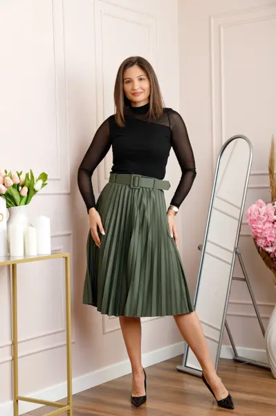 Fusta office plisata Ruby cu centura in talie - Verde olive