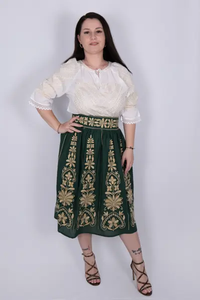 Fusta stilizata cu motive traditionale Tatiana 7