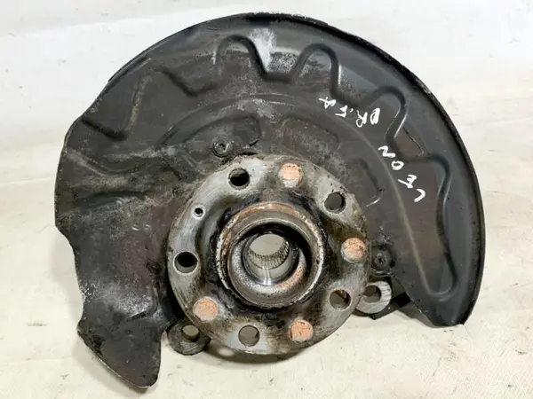 Fuzeta dreapta fata 5Q0407256Q Seat Leon 3 (2012-2016) 1.6 tdi DGTE
