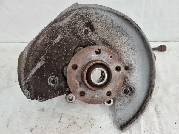 Fuzeta dreapta spate 8R0505436C Audi Q5 (2008-2012) [8R] 2.0 tdi 177 cp CGLB