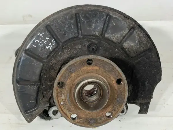 Fuzeta stanga fata 3C0407253F Volkswagen Passat CC (2008-2012) 2.0 tdi CFFB
