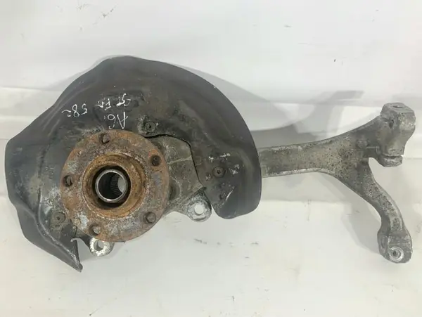 Fuzeta stanga fata 4F0407253H Audi A6 facelift (2008-2011) [4f, C6] 2.7 tdi CANA