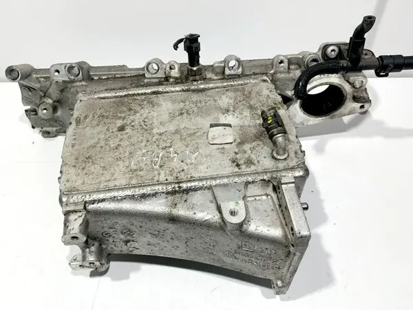 Galerie admisie intercooler 04L129711T Audi Q5 (2017->)[80A] 2.0 tdi DEUA 150 cp