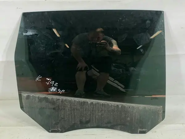 Geam usa dreapta spate Ford Kuga (2008-2012)