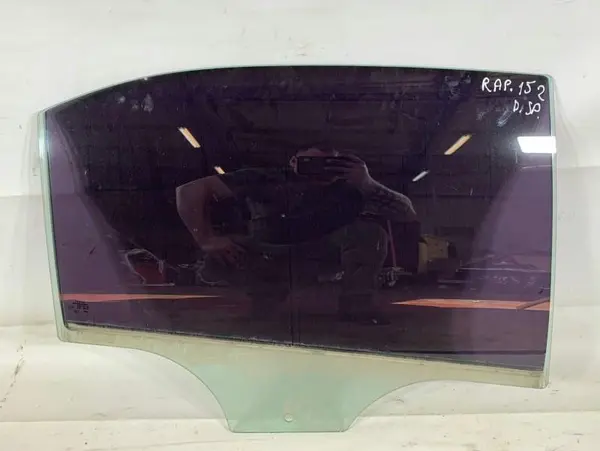 Geam usa dreapta spate Skoda Rapid facelift (2017-2019)