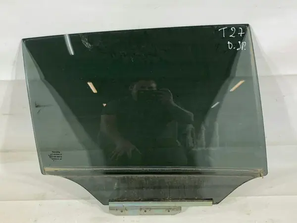 Geam usa dreapta spate Toyota Avensis (2009-2012) [T27]