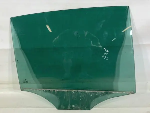 Geam usa dreapta spate Volkswagen Golf 6 plus (2009-2014)