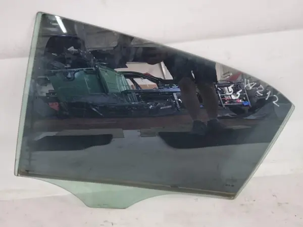 Geam usa stanga spate Mercedes E-Class (2009->) [W212]