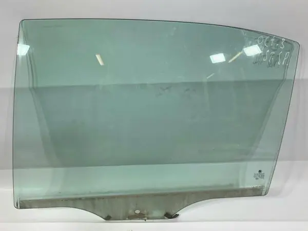 Geam usa stanga spate Skoda Octavia 3 (2013-2017 )