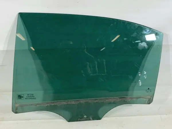 Geam usa stanga spate Skoda Superb 3 (2015-2019)