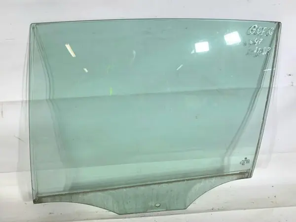 Geam usa stanga spate Volkswagen Golf 6 (2008-2013)