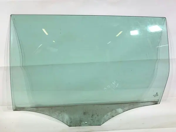 Geam usa stanga spate Volkswagen Passat B7 (2010-2014)
