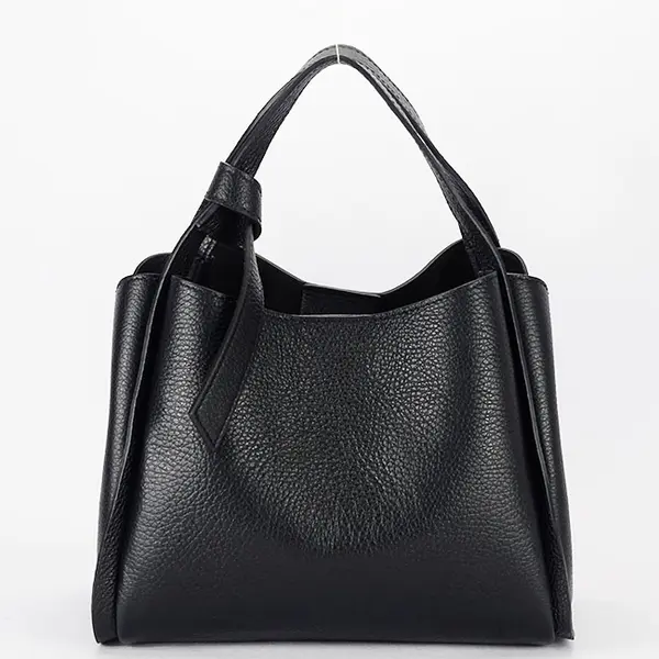 Geanta medie neagra din piele naturala 8905 128