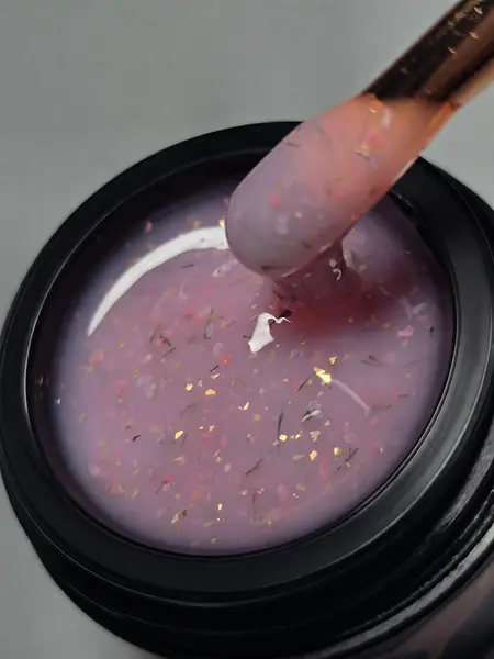 Gel Autonivelant Everin Petal Stories Lavender Veil 15gr - Gel Lavandă cu Inserții Botanice