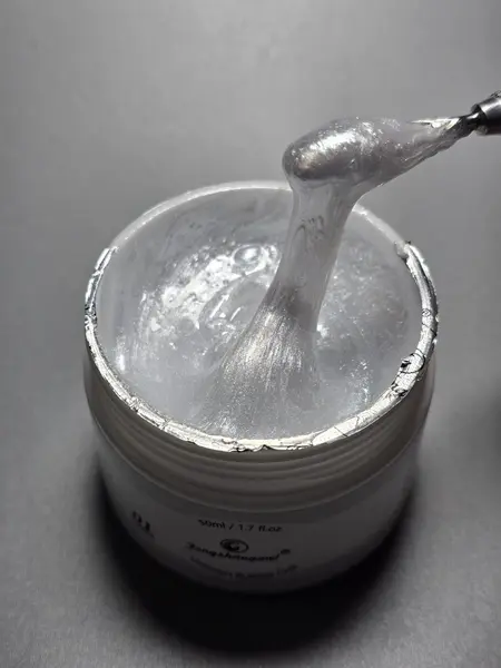 Gel UV Construcție FSM Unicorn 50gr Pearly White 01 | Alb Perlat cu Reflexii Argintii | fsm-romania.ro