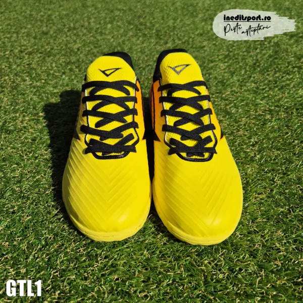 Ghete Fotbal DELTA Legea pentru teren sintetic GTL1 45